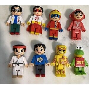 8 Ryan's World Toy Action Figures Kung Fu,Gus,Robot,Titan,Diver,Doctor & Racer